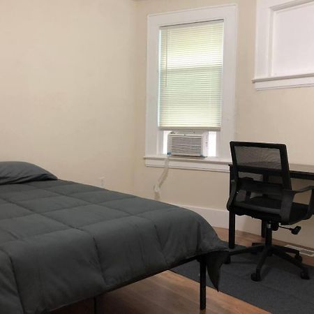 Spacious And Private Apartment With 3 Bedrooms And 1 Bathroom Near Newark International Airport Ewr And New York City Exteriör bild