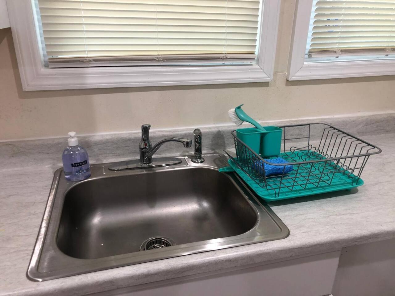 Spacious And Private Apartment With 3 Bedrooms And 1 Bathroom Near Newark International Airport Ewr And New York City Exteriör bild
